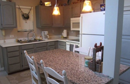 Ocean Pines Cabaña | Cozy Cottage in Ocean PInes MD