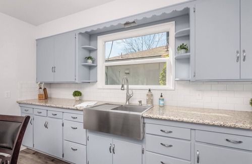 Hanford Casa | Cozy Cottage near downtown Hanford