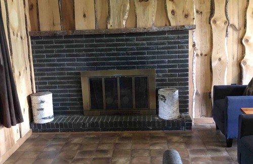 Evart Casa | Cozy Cottage of Lake Lure