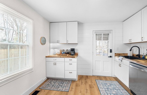 Lynchburg Casa | Cozy Cottage on Perrymont 2-bed house quick access to the universities & Mall