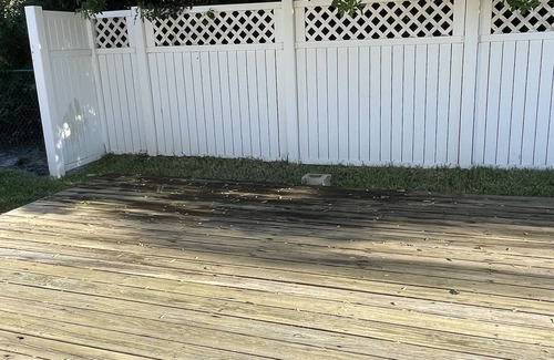 Volusia County Cabaña | Cozy cottage one block from beautiful Daytona Beach! SPECIAL RATES April & May!