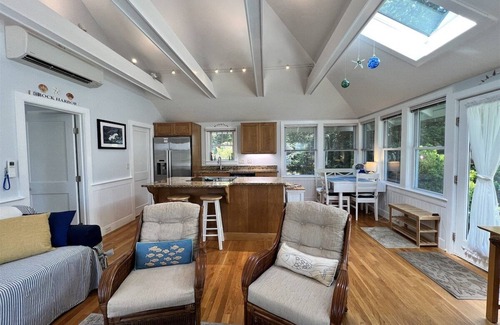 Orleans Casa | Cozy Cottage Overlooking | 1 Bed, 1 Bath