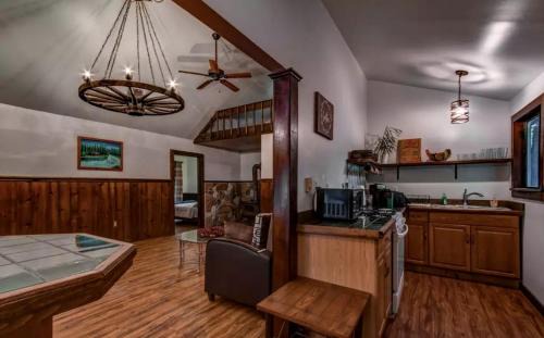Canadensis Casa | Cozy Cottage Rental with Small Private Pond in Canadensis, Pennsylvania