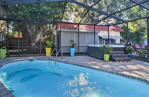 Gulfport Cabaña | NEW! Cozy Cottage Retreat: 2 Mi to Gulfport Beach!