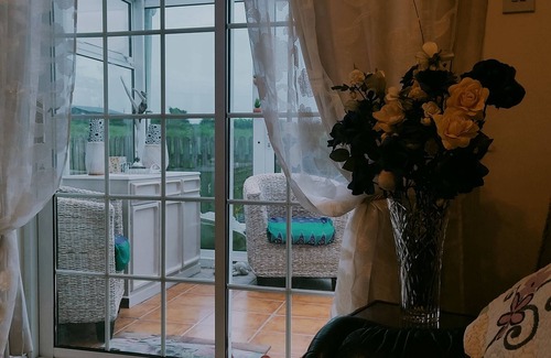 Listowel Casa | Cozy Cottage Retreat in Listowel pet Friend