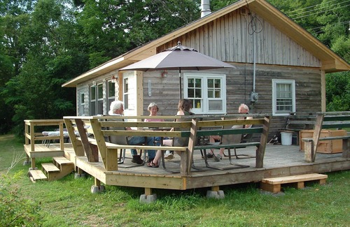 Guysborough County Cabina | Cozy cottage right on the water