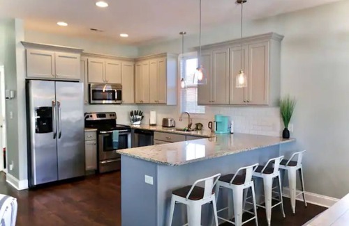 Wilmington Cabaña | Cozy Cottage Style Home near downtown Wilmington