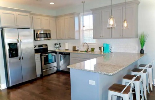 Wilmington Cabaña | Cozy Cottage Style Home near downtown Wilmington