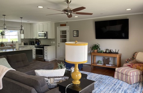 Lupton City Casa | Cozy Cottage