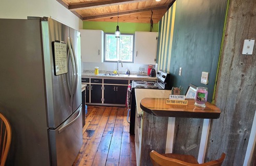 Shediac Cabaña | Cozy cottage w/fire pit &waterview, close to parlee beach and amenities.