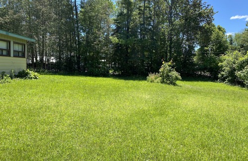 Innisfil Cabaña | COZY COTTAGE WALKING DISTANCE TO LAKE SIMCOE & FRIDAY HARBOUR