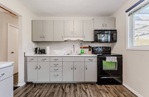 Tobermory Casa | Cozy Cottage with AC In Tobermory