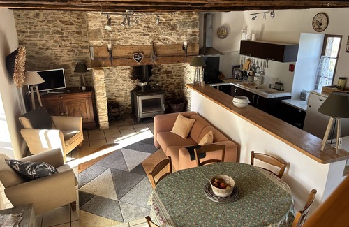 Jumilhac-le-Grand Cabaña | Cozy country home with private pool