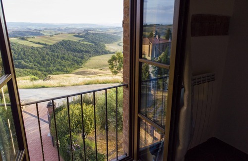 Ponte di Gabbiano Casa | Cozy country villa nestled in the hills of Crete Senesi