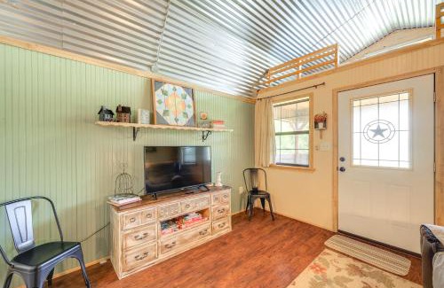 Concan Casa | Cozy Couples Cabin Retreat in Concan!