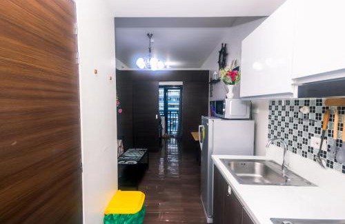 San Antonio Apartamento | Cozy Crash Pad B Laughter friendly Makati 2271 Gym Swim Park 300