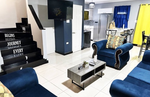 Harbour View Casa | Cozy Crib 5mins from the airport