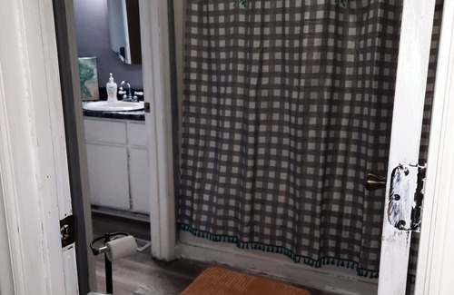 New Bern Casa | Cozy, Cute, and Peaceful!