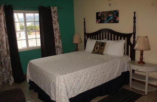 Kingston Apartamento | Cozy Deluxe 2BR Kensington New Kingston