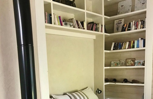 Uza Casa | Cozy, designer cottage in Uza. 10 minutes from the beach, seconds from the lake.