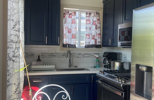 North and East Cabaña | Cozy Detached cottage at rear of main house 30 min. To SF 2 bedrooms 1 bathroom