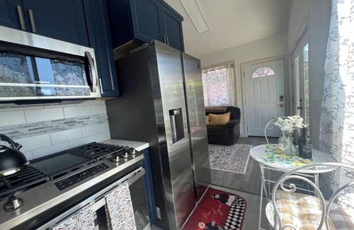 North and East Cabaña | Cozy Detached cottage at rear of main house 30 min. To SF 2 bedrooms 1 bathroom