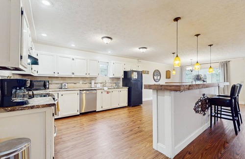 Caryville Casa | Cozy Dog-Friendly Lake Duplex with Foosball, Dartboard & Luxe Kitchen