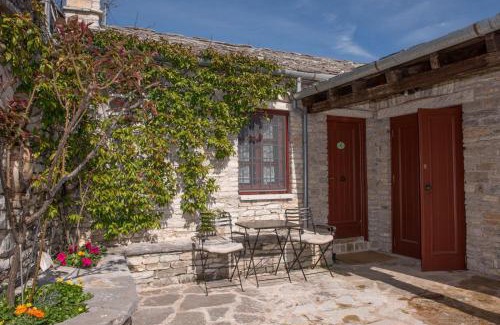 Ano Pedina Casa | Cozy double room with fireplace