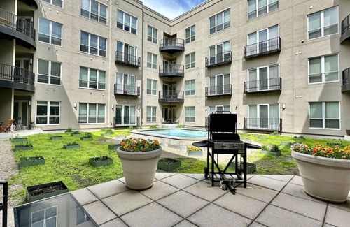 Cole-Noble District Apartamento | Cozy Downtown Loft with Balcony