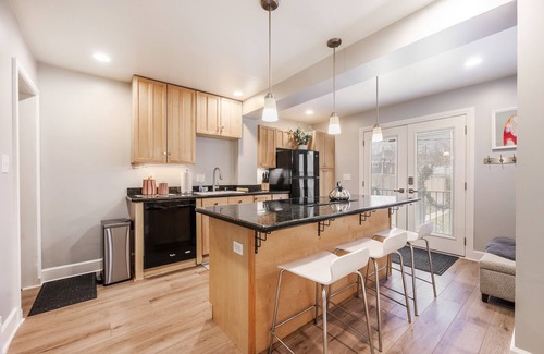 Downtown Salt Lake City Casa | Cozy Downtown Retreat - Conference Center Home