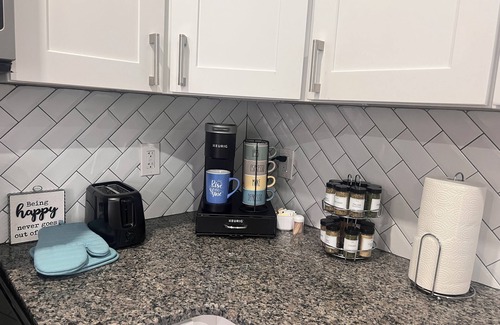 Belmont Apartamento | Cozy Efficiency in University City. Great Stay!