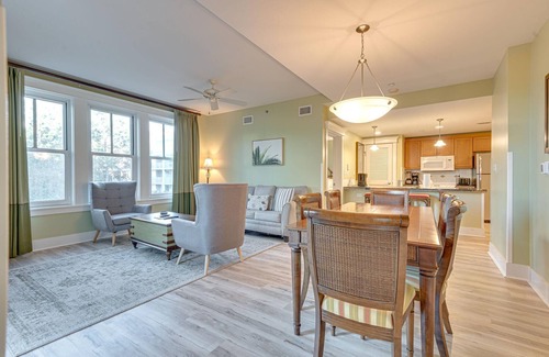 Villa Lago Condominio | "Cozy Elegance: 2BR | 2BA Lasata Condo with Bay Views" at Sandestin Golf and Beach Resort!