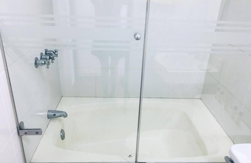 San Borja Apartamento | Acogedora y elegante habitación con baño privado en un apartamento frente a un lindo parque