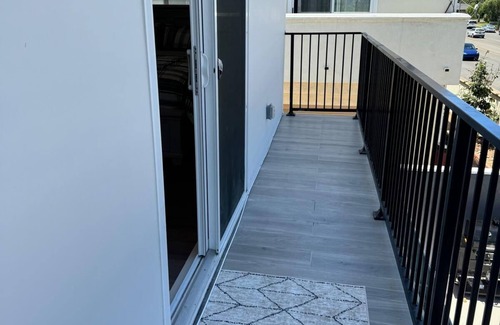 Madrona Casa | Cozy&Elegant Torrance Apartment with Balcony close to Redondo Beach