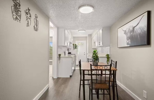 South Manchaca Apartamento | Cozy Emerald Hideaway - Pet Friendly