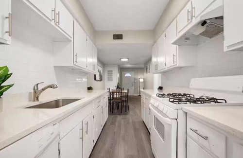South Manchaca Apartamento | Cozy Emerald Hideaway - Pet Friendly