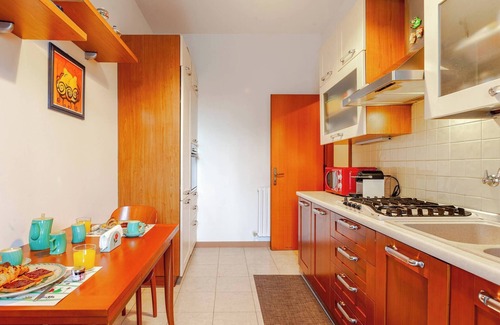 Quartiere XX Ardeatino Apartamento | Cozy Eur Apartment With Central Location