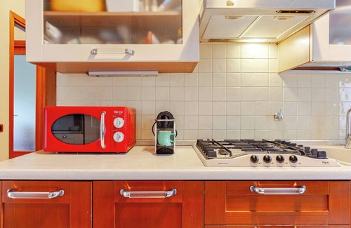 Quartiere XX Ardeatino Apartamento | Cozy Eur Apartment With Central Location