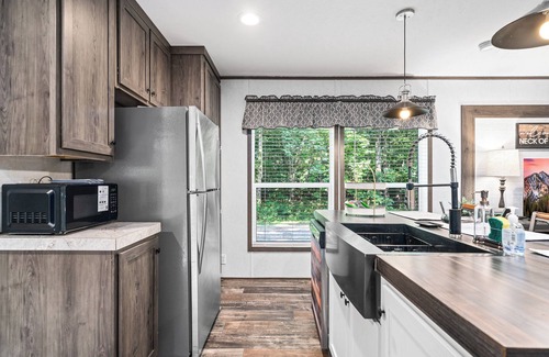 Sparta Casa | Cozy Family-Friendly Cabin w/ Fast Wi-Fi - Near Trails & Waterfalls - Sleeps 5