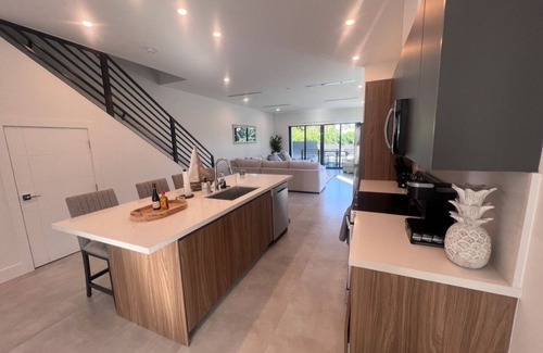 Lake Ridge Casa | Cozy family house 10 minutes away from Fort Lauderdale Beach with pool