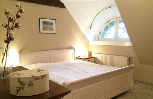 Oberndorf Otro | Cozy family pension with lots of space under thatched roof directly on the dike