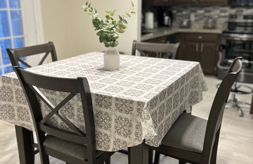 Pharr Casa | Cozy Family-sized Townhome