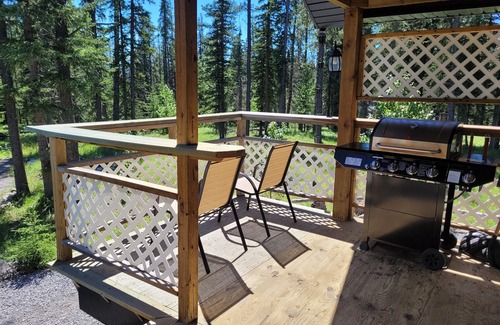 Nordegg Cabina | Expanse Cottages - La Casa de la roca