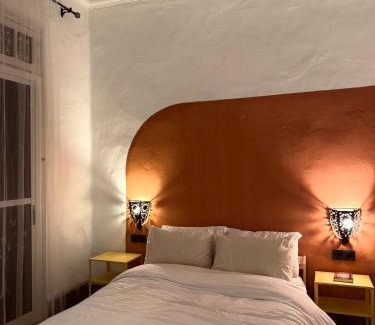 Tetouan Apartamento | COZY Flat central Medina Tétouan 3BR 15 min airport ,Balcony