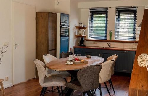 Sondel Casa | Cozy Forest-Edge Getaway