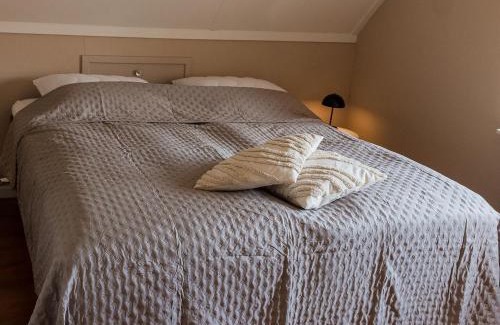 Sondel Casa | Cozy Forest-Edge Getaway
