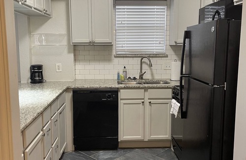 Fort Worth Apartamento | Cozy Fort Worth Apartment + Comfy Bed + FAST WIFI + 1b1b
