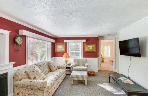 Frankfort Apartamento | Cozy Frankfort Apartment Near Beaches and Downtown!