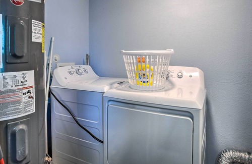 Freeport Casa | Cozy Freeport Abode Near Golfing & Boating!