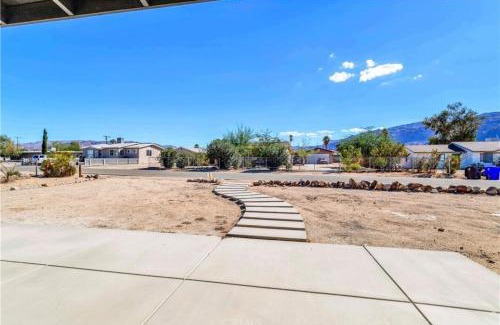 Twentynine Palms Casa | Cozy Fresh Desert Hideaway, 5 mins to Joshua Tree